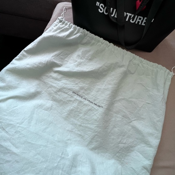 Off White shopping bag - Picture 4 of 7